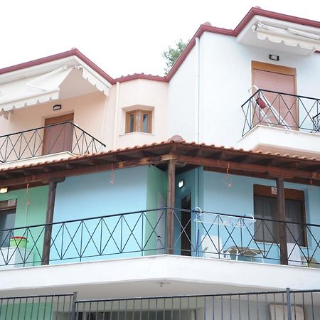 Dafni'S Home 50 Meters From The Beach Gerakini Exterior photo