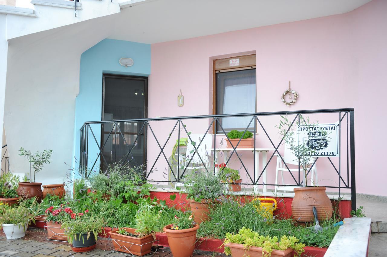 Dafni'S Home 50 Meters From The Beach Gerakini Exterior photo